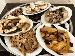 -太婆天府山珍酒楼(亚运村店)