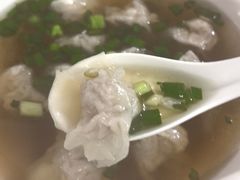 -张阿三馄饨店