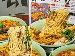 -粉家柳州螺蛳粉(杨宅路店)