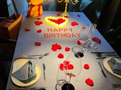 -弦月窗LUNETTE BY AMANDA(复兴路店)