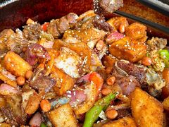 -老钟家烤羊排·敦伊阁清真餐厅胡羊焖饼