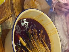 -拈签一笑黄牛肉辣卤串串