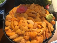 三色海胆饭-魔丼屋(日月光店)