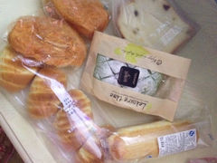 iphone_upload_pic-罗莎蛋糕Rosa bread(印象汇店)