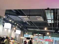 大堂-HELLO 27 意面·沙拉·帕尼尼