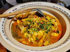 -魏铭鱼头捞饭(晋阳路店)