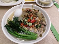 -佰搭果·广式茶餐厅(西华路店)