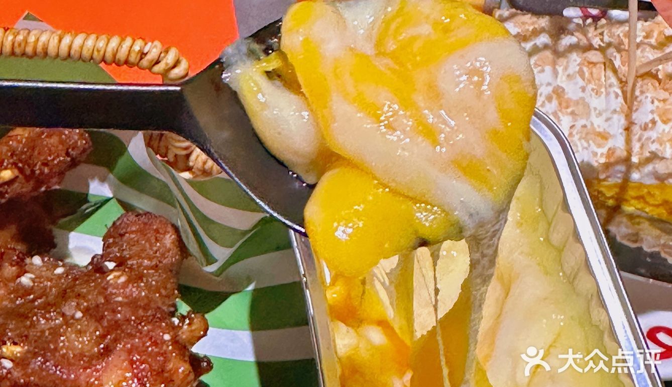  馋哭隔壁小孩的炭烤铺～超绝包浆豆腐