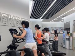 -乐刻健身(龙湖杭州紫荆天街精品店)