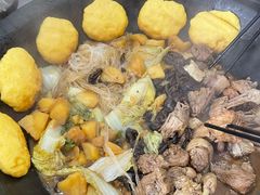 -粘豆包柴火铁锅炖