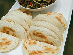 大秦饼配孜然炒肉-春来和(汉城南路店)