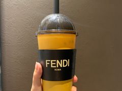 -喜茶(北京华贸购物中心店)