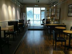 -Cafe Villa