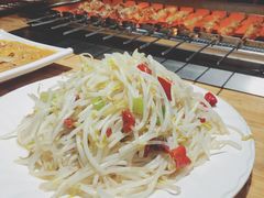 炒豆芽-悦屋老板娘的烤肉店(紫薇田园店)