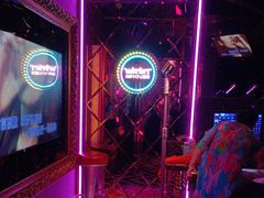 -温莎KTV(珠江路店)
