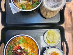 -云阿蛮云南生烫牛肉米线(奉贤路店)