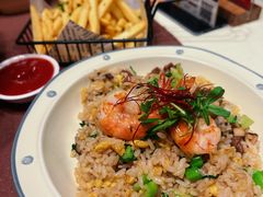 -意卡菲·欢乐聚会餐厅(华侨店)