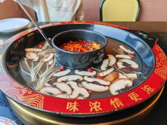 -三江两海老火锅(北京首店)