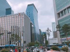 -Galleria百货店名品馆