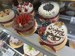 -花花卷卷·鲜食蛋糕(静安久光百货店)