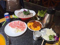 -蓉城老院十一年川味老火锅(中南店)