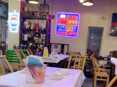 -霄汉牛三鲜湖北砂锅菜(万松园2店)