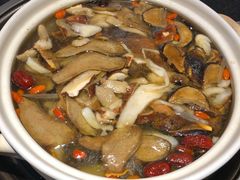 -阿鹏故事野生菌火锅(双廊古镇店)