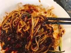 炸酱面-桃园中华料理炸酱面(燕儿岛路店)