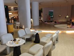 -涨巢·潮玩水疗局