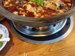 -都江堰石锅鱼