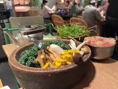 -三出山火锅(南京万象天地店)