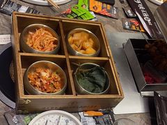 -河坝烧烤串城(金达莱店)