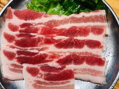 -青瓦炭韩潮烤肉(花园道店)