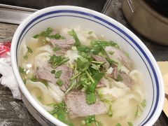 -破瓦寒窑·地摊烤羊排