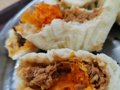 咸蛋黄超人包-老陶包子铺(南大西南村店)