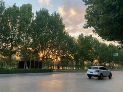 -艾提尕尔清真寺