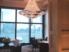 靠窗位-Caprice(香港四季酒店)
