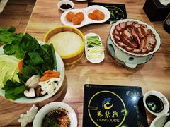 -龙聚德北京烤鸭(沙坪坝华宇A馆店)