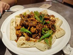 -闫府私房菜(恒隆店)