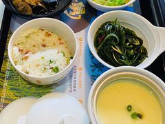 -老娘舅餐厅(黄龙体育中心店)