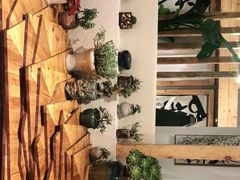 -墨居上隐·院子里火锅(峨眉店)