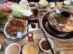 -香香腊排骨.野生菌火塘总店(束河店)