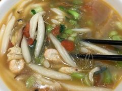 -老前童小吃(北明程路店)