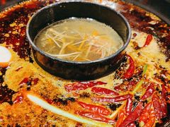 -椒香城门口老火锅(长寿路店)