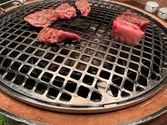 -焼肉まんぐう