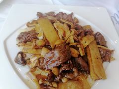 烧汁鲜菌炒牛肉-粤珍轩.创始店.始于2001(含光门店)