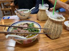 -窄巷口生烫牛肉米线(景云路店)