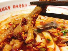 -呷佬·长沙手工米粉(金沙江路店)