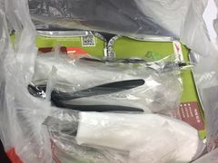 -必胜客(宝杨路宅急送店)