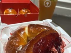 -HOT CRUSH趁热集合·现烤面包(环球港店)